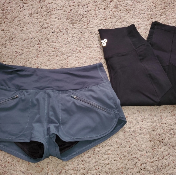 TNA Shorts and Mesh Crop - Picture 1 of 3